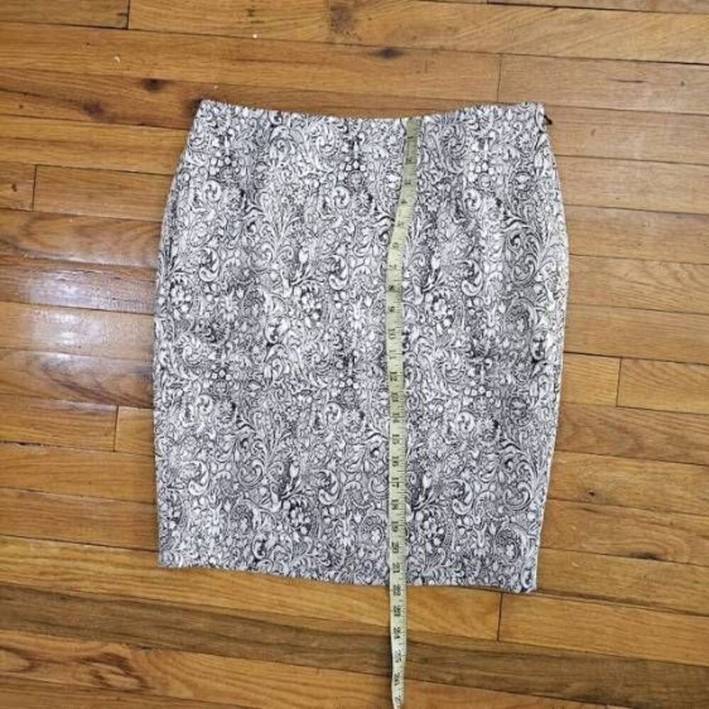 J Jill Petite Size 10 Silver Gold Paisley Pencil Skirt - Picture 5 of 6